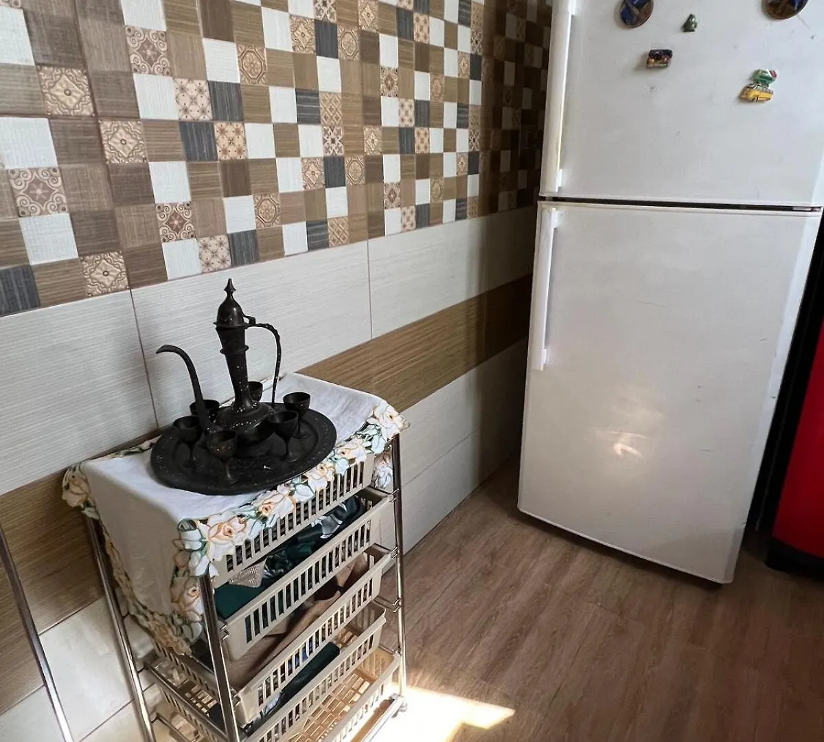 Private Floor, Shared Stairs Etage Prive Escalier Entree Partages Apartment Ariana