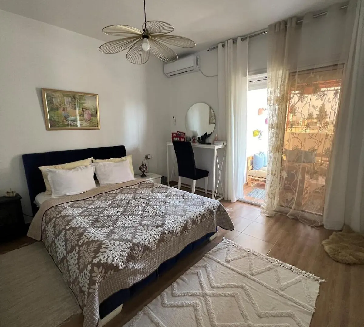 Private Floor, Shared Stairs Etage Prive Escalier Entree Partages Apartment Ariana Tunisia