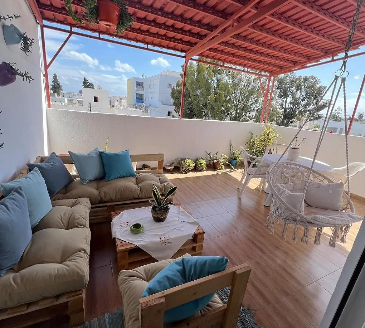 Private Floor, Shared Stairs Etage Prive Escalier Entree Partages Apartment Ariana Tunisia