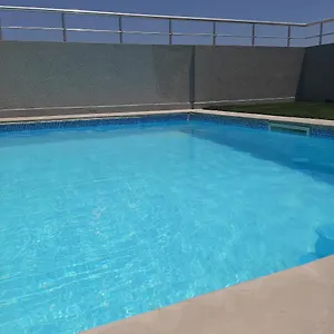Bel Terasse Vue Panoramique Avec Piscine Ariana